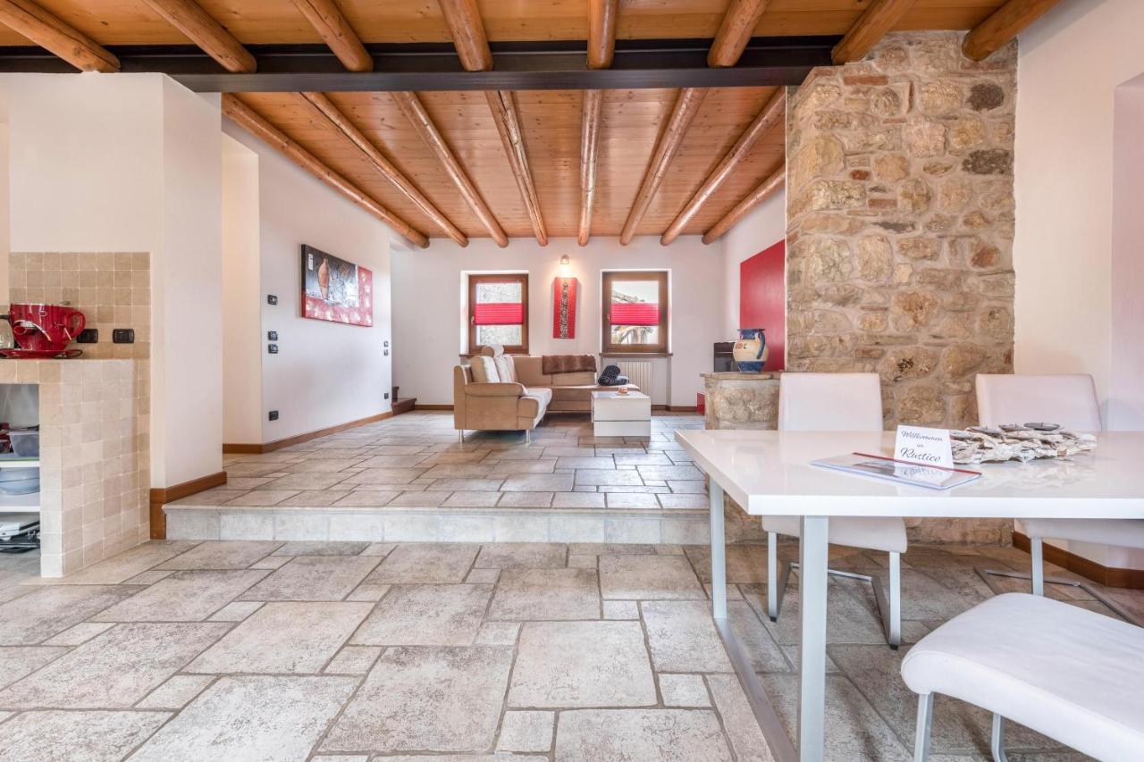 Vila Casa Rustico Costermano Exteriér fotografie